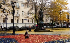Тайная жизнь Тверского бульвара: за фасадами парадной Москвы